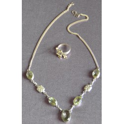 Зууван хэлбэртэй, шар ногоон өнгийн циркон шигтгээтэй зүүлт, бөгжний хослол.