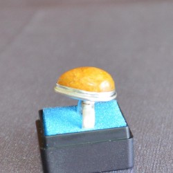 Шар өнгийн мана чулуун шигтгээтэй бөгж