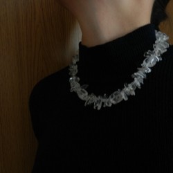 Эльпис болон хавтгай талст маягаар засаж хийгдсэн уулын болор чулуун зүүлт ,ээмэгний хослол 